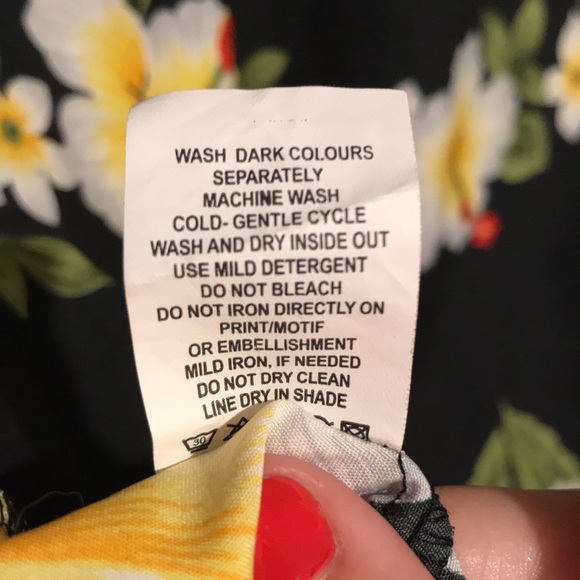 Vintage Women’s Hawaiian Button Down Size L - Picture 8 of 8